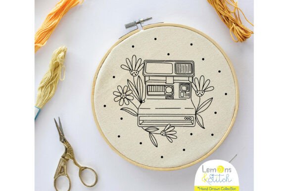 Vintage Camera Polaroid, Flowers: Holiday Design Review